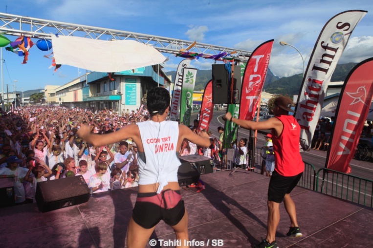 Un échauffement en musique, comme chaque année... Un échauffement en musique, comme chaque année...