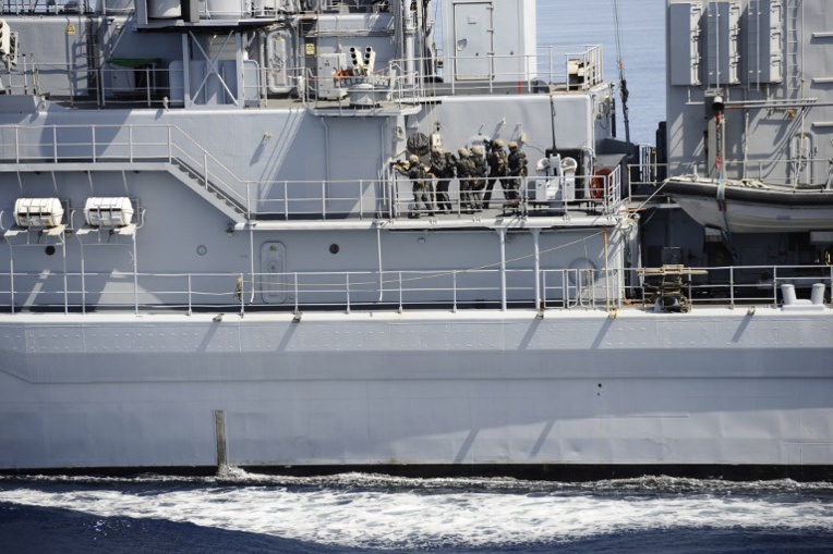 Saisie par la Marine d'une demi-tonne d'héroïne dans l'océan Indien Saisie par la Marine d'une demi-tonne d'héroïne dans l'océan Indien