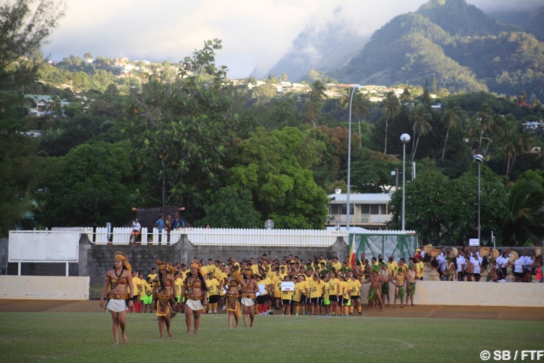 Les délégations ont défilé une par une Les délégations ont défilé une par une