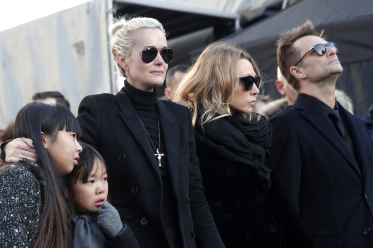 Grégory Boudou, le frère de Laeticia Hallyday, en garde à vue dans une enquête sur sa discothèque Grégory Boudou, le frère de Laeticia Hallyday, en garde à vue dans une enquête sur sa discothèque