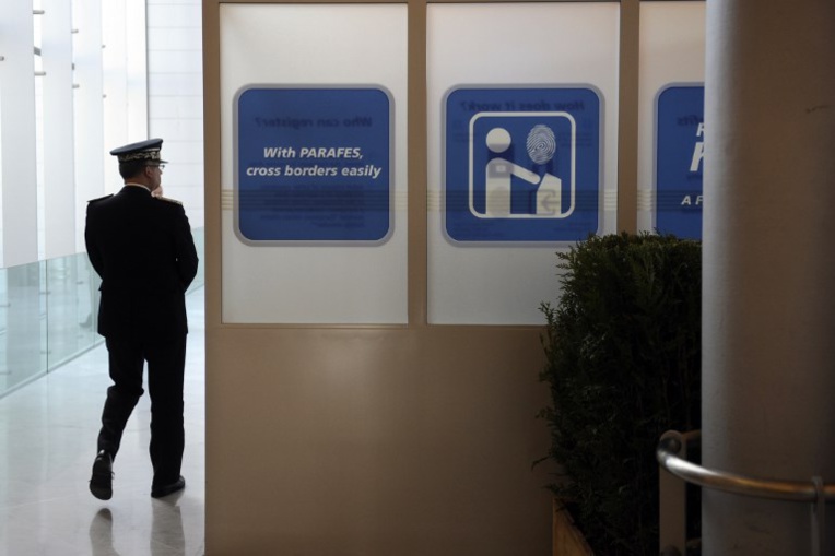 Menace terroriste : la France prolonge jusqu'à fin octobre ses contrôles aux frontières Menace terroriste : la France prolonge jusqu'à fin octobre ses contrôles aux frontières