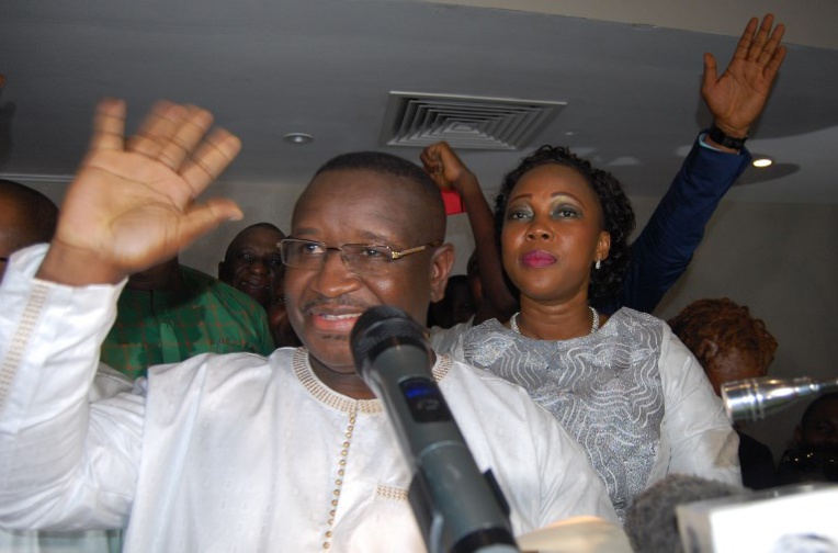 Sierra Leone: le nouveau président s'installe dans ses fonctions