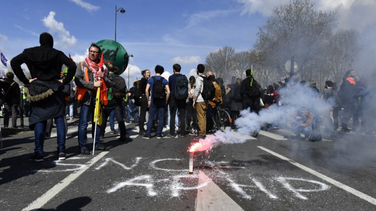 SNCF: le trafic un peu moins perturbé pour le 3e épisode de grève SNCF: le trafic un peu moins perturbé pour le 3e épisode de grève