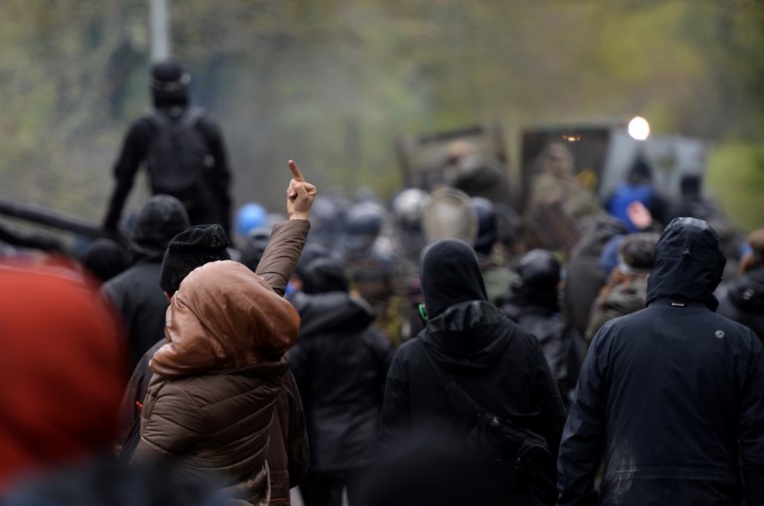 NDDL: après plus d'une semaine d'opérations la situation reste bloquée NDDL: après plus d'une semaine d'opérations la situation reste bloquée