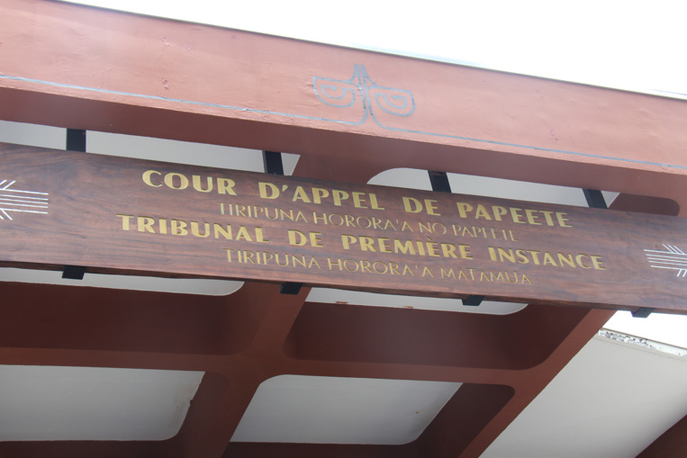 Un sexagénaire mis en examen pour "viol " et "attouchements sexuels"