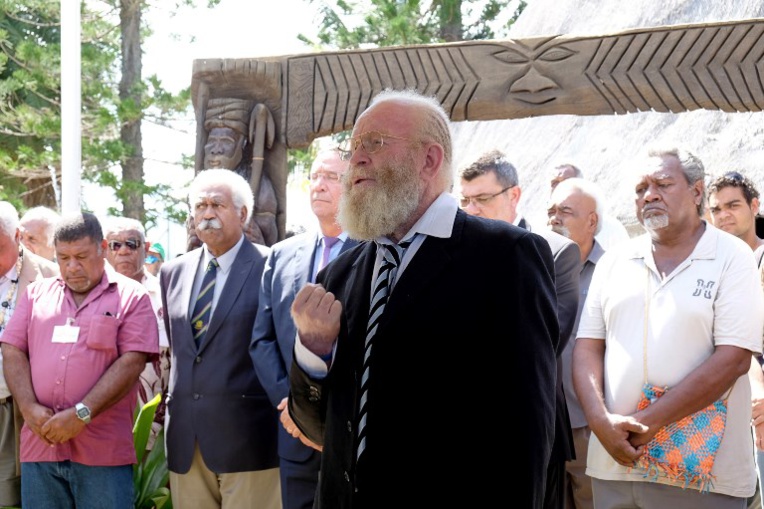 N-Calédonie: le Sénat coutumier espère que Macron condamnera le "crime" de la colonisation N-Calédonie: le Sénat coutumier espère que Macron condamnera le "crime" de la colonisation