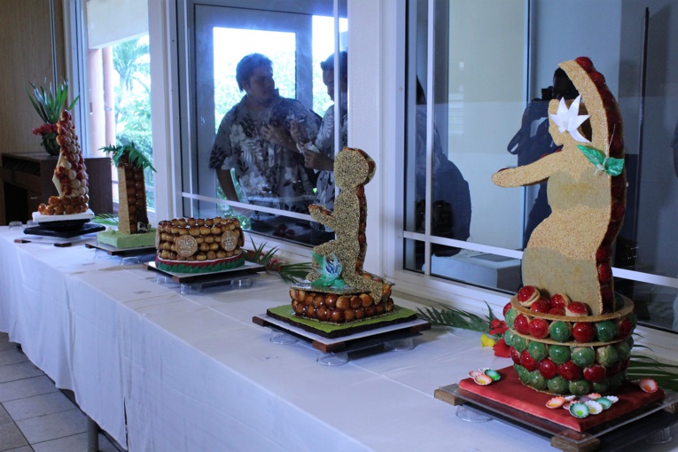 Stress, sourire et émotion pour les jeunes au concours du meilleur pâtissier de Polynésie