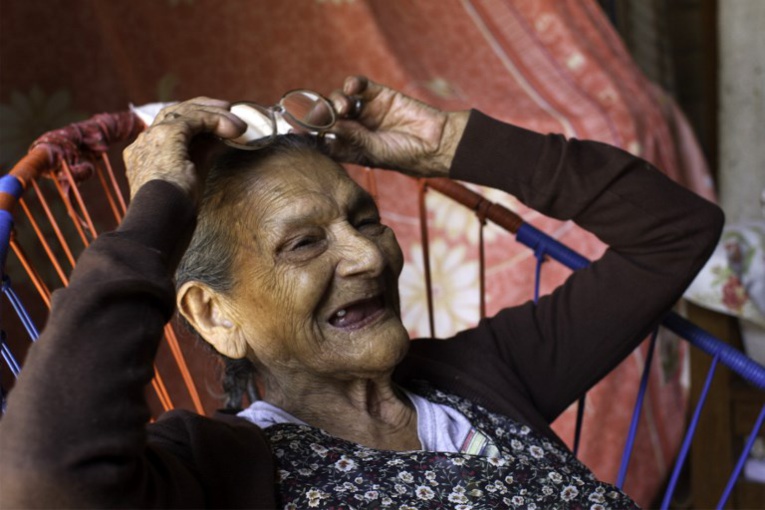 Une Mexicaine de 96 ans réalise son rêve: aller au lycée