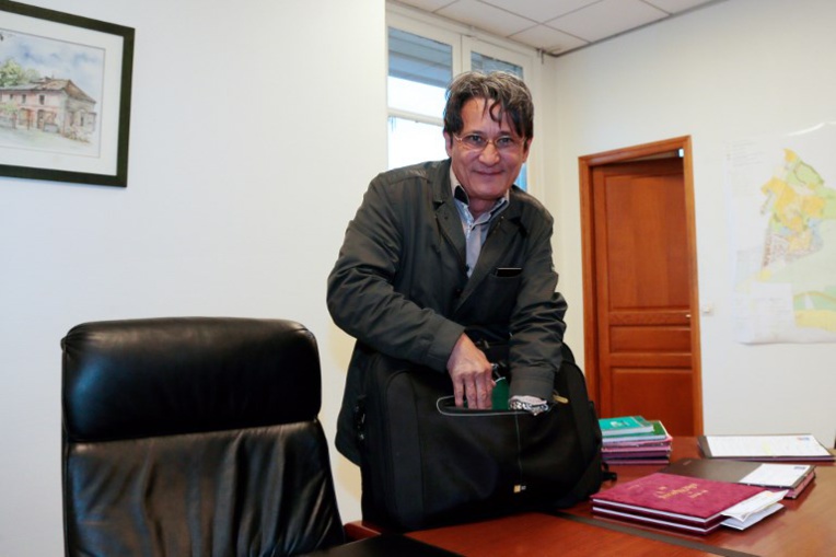 Essonne: la préfecture désarme la police municipale du maire "shérif"