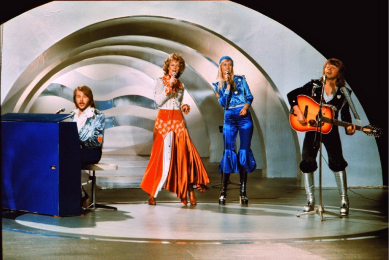 Mamma Mia, les revoilà! ABBA en studio après 35 ans Mamma Mia, les revoilà! ABBA en studio après 35 ans