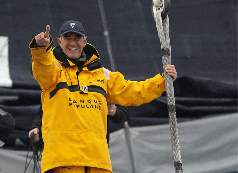 Parrain de la 15è Tahiti Pearl Regatta, le navigateur Loïck Peyron arrivera ce soir au fenua. Parrain de la 15è Tahiti Pearl Regatta, le navigateur Loïck Peyron arrivera ce soir au fenua.