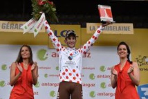 Tour de France : Paris ne veut plus d'hôtesses "potiches" sur les Champs-Elysées