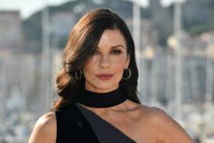 Catherine Zeta-Jones héroïne de la nouvelle série de Facebook Catherine Zeta-Jones héroïne de la nouvelle série de Facebook