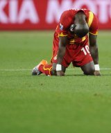 Les larmes de Gyan. Le Ghanéen Gyan a eu l'occasion de qualifier son équipe pour les demi-finales, mais il a raté un penalty à la dernière minute de la prolongation face à l'Uruguay, avant de réussir son tir au but. A en pleurer de rage au coup de