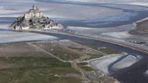 Environnement: Début d'une délicate vidange près du Mont-Saint-Michel