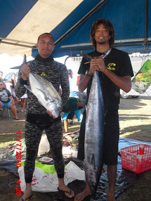 Joel DROLLET et Dell LAMARTINIERE ont sorti la plus grosse prise de la journée, un paere de plus de 15 kilos