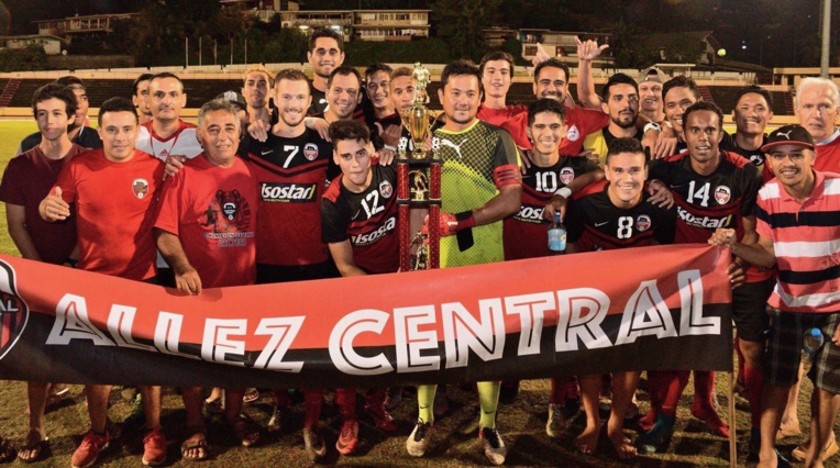 Central devient champion après avoir mené toute la saison Central devient champion après avoir mené toute la saison