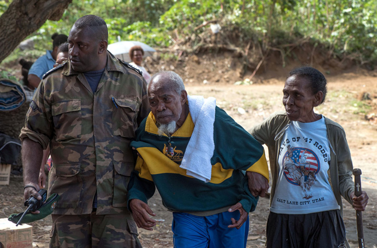 Eruption volvanique au Vanuatu: la population d'une île incitée à partir pour de bon