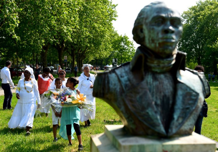 Hommage aux victimes de l'esclavage au ministère des Outre-mer Hommage aux victimes de l'esclavage au ministère des Outre-mer