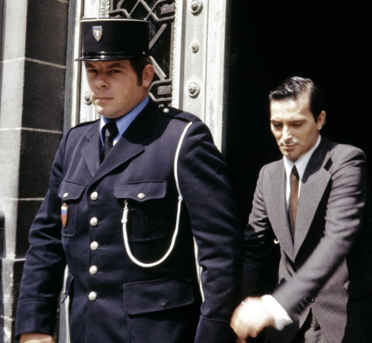 Premier petit-déjeuner d'homme libre pour Michel Cardon, l'un des plus anciens détenus de France Premier petit-déjeuner d'homme libre pour Michel Cardon, l'un des plus anciens détenus de France