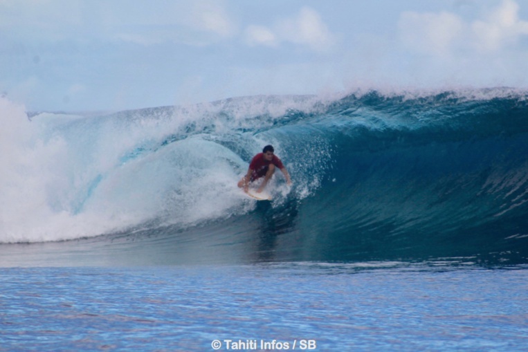 Enrique Ariitu connait bien le spot de Taapuna Enrique Ariitu connait bien le spot de Taapuna