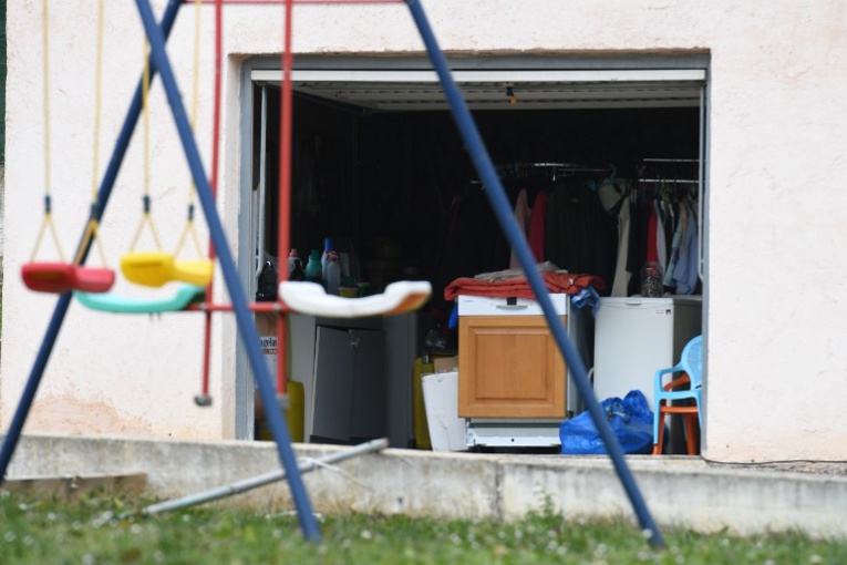 L'intrus zoophile était en fait l'amant de son mari L'intrus zoophile était en fait l'amant de son mari