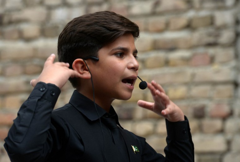 Au Pakistan, coach en motivation et star des réseaux sociaux à 11 ans Au Pakistan, coach en motivation et star des réseaux sociaux à 11 ans