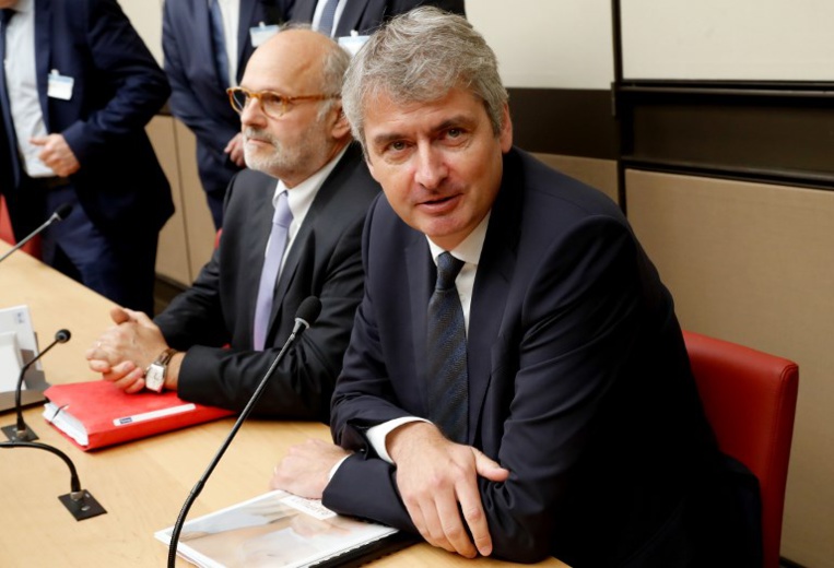 Le patron de Lactalis mis sur le gril par des députés exaspérés