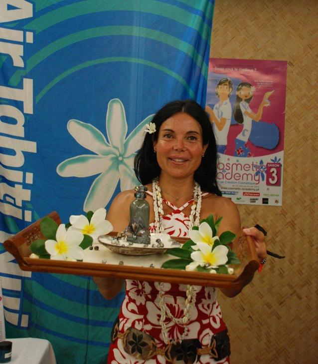 Veronique Tiare Hunkin présente POE RA'I (photo cosmetic academy)