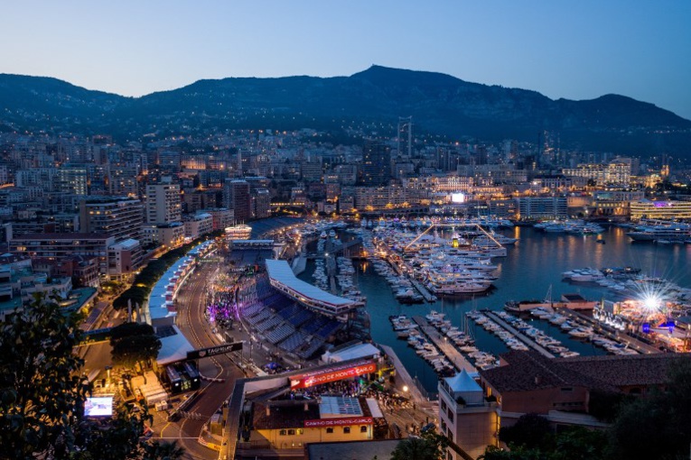 Monaco anticipe l'interdiction des pailles en plastique