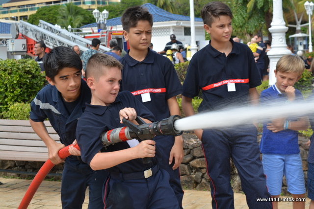 Les jeunes sapeurs-pompiers s'en sont donnés à cœur joie.