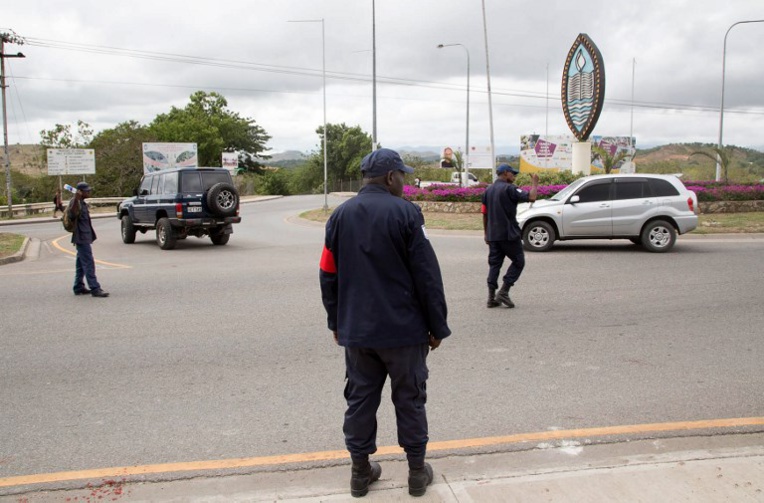 Etat d'urgence après des émeutes en Papouasie-Nouvelle-Guinée Etat d'urgence après des émeutes en Papouasie-Nouvelle-Guinée