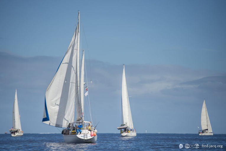 Participez à la Tahiti Moorea Sailing !