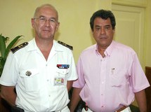 Le vice-président reçoit le contre-amiral Regnier