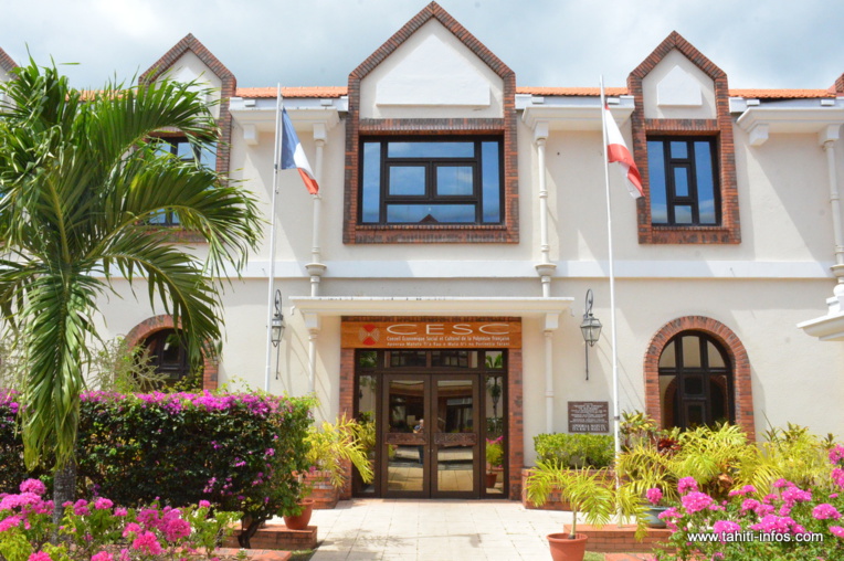 Vers une baisse de représentation du collège des salariés au CESC Vers une baisse de représentation du collège des salariés au CESC