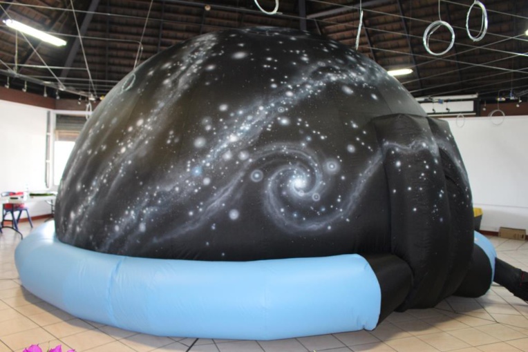 Le planétarium de Proscience s'installe à l'école Tamanui Le planétarium de Proscience s'installe à l'école Tamanui