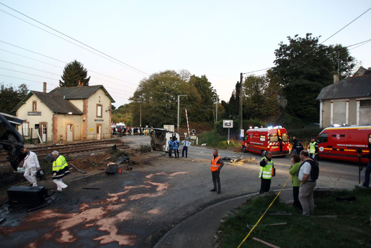 Bretagne: sept ans après une collision mortelle à un passage à niveau, la SNCF condamnée
