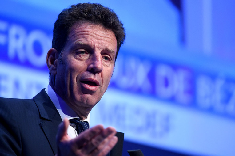 Geoffroy Roux de Bézieux succède à Pierre Gattaz comme patron des patrons Geoffroy Roux de Bézieux succède à Pierre Gattaz comme patron des patrons