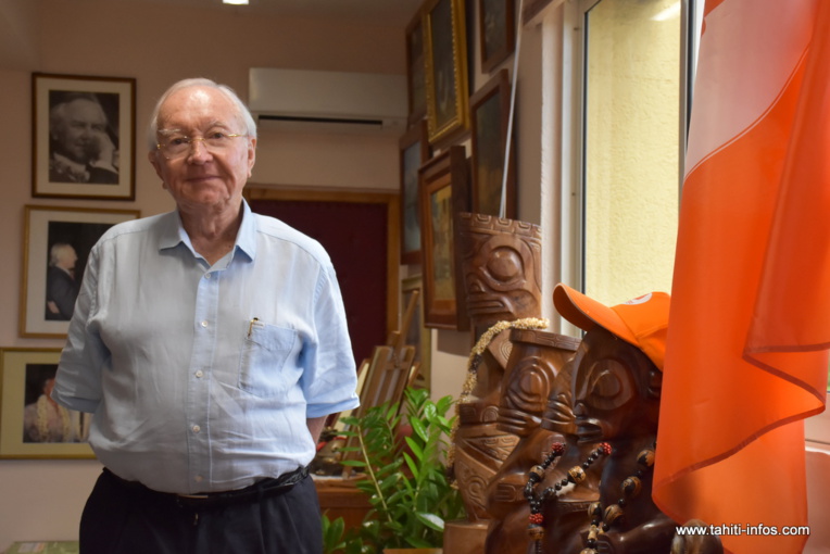 Gaston Flosse visé par une enquête pour "incitation à la violence" Gaston Flosse visé par une enquête pour "incitation à la violence"