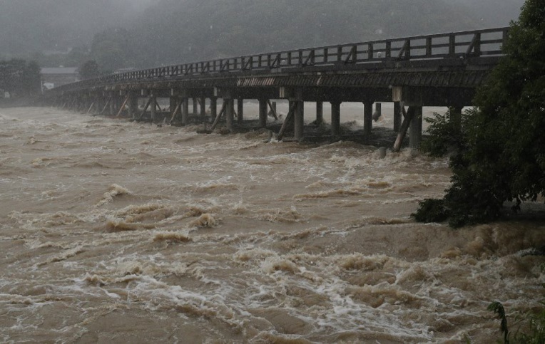 Japon: deux morts de plus et des disparus à cause de violentes pluies