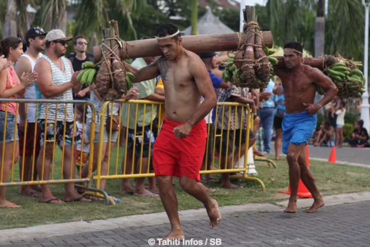 Moehau Tematahotoa porte le tubercule emblématique des Australes, le taro Moehau Tematahotoa porte le tubercule emblématique des Australes, le taro