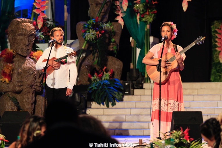 Vaiteani et Luc lors de la soirée Miss Tahiti