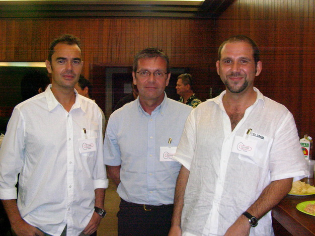 de g. à d.:François Pillonneau, Jean-Michel Gayda et Matthieu Druilhe, les fondateurs du CLUSIR TAHITI