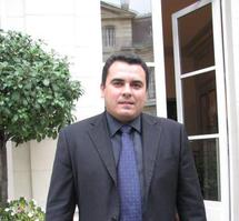 Le ministre de la reconversion économique reçu par Marie-Luce Penchard, ministre de l’Outre-mer.