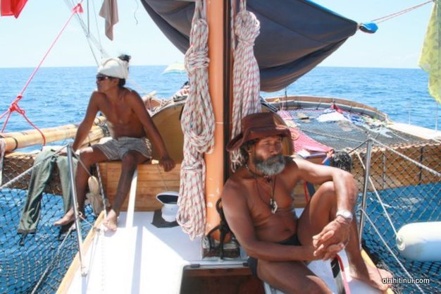 Les yeux perdus au loin  destination Palau