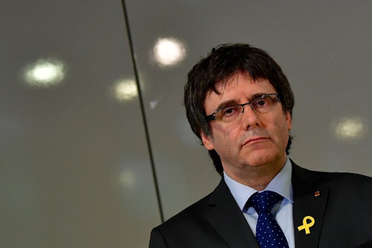 L'Espagne retire le mandat d'arrêt international contre Puigdemont et cinq autres dirigeants catalans