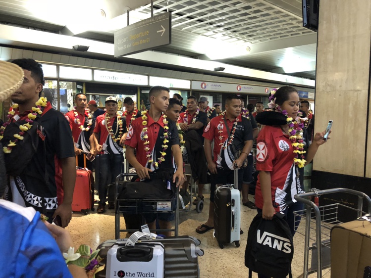 Les athlètes étrangers arrivent en masse ! Les athlètes étrangers arrivent en masse !