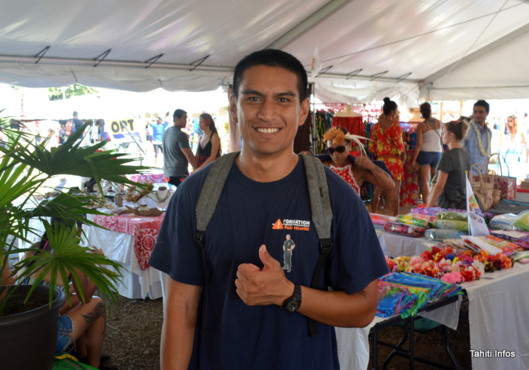 Visite de la Fan Zone à Aorai Tini Hau