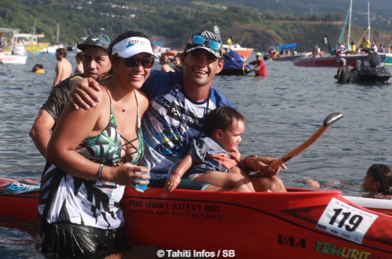 Steeve Teihotaata et sa petite famille