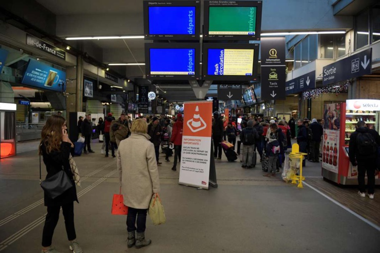 Montparnasse: la situation se dégrade avec un train sur deux dimanche